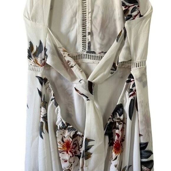 Zesica Boutique Floral Halter Maxi Size Large NWT - Picture 8 of 12